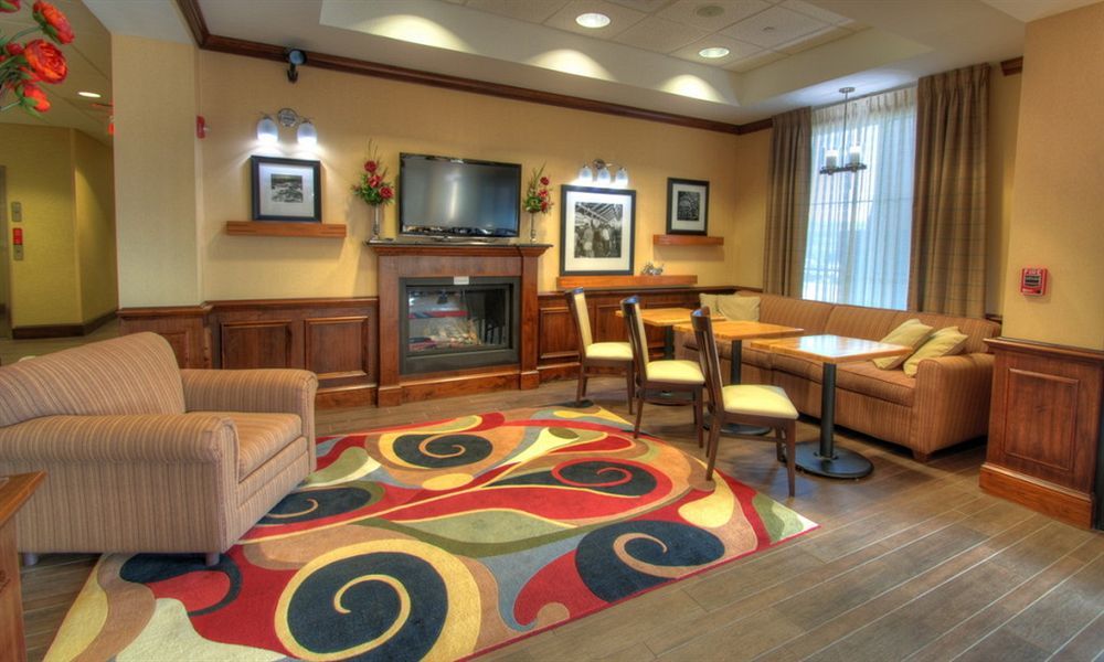 Holiday Inn Express West Jefferson By Ihg Bagian luar foto